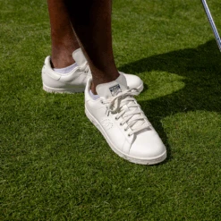 Front Page -Golf Equipment Shop whiteshoes1